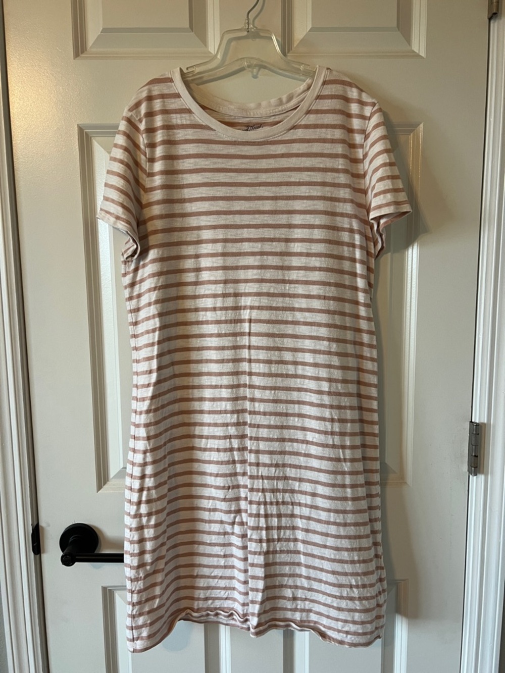 Universal Thread Striped Tee Shirt in Cream and Light Brown